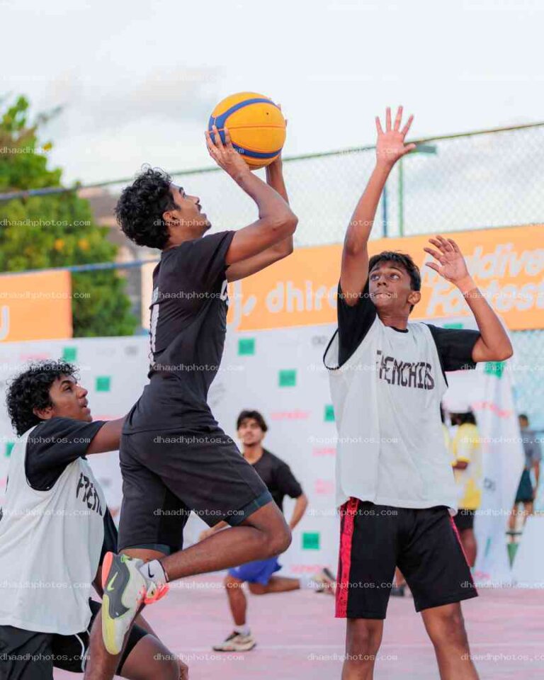 Hulhangu 3X3 Day 2 Evening Collection Image