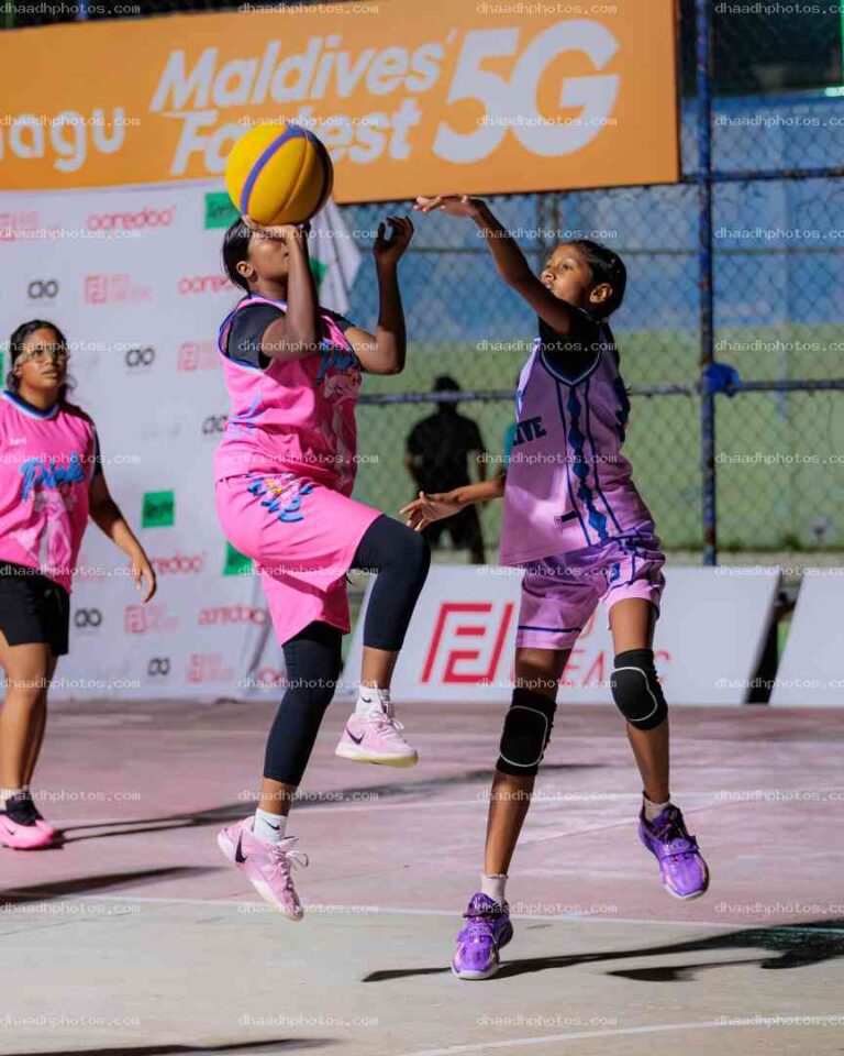 Hulhangu 3×3 Day 2 Night Collection Image